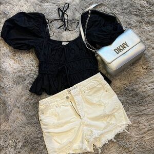 Black Puff Sleeve Top